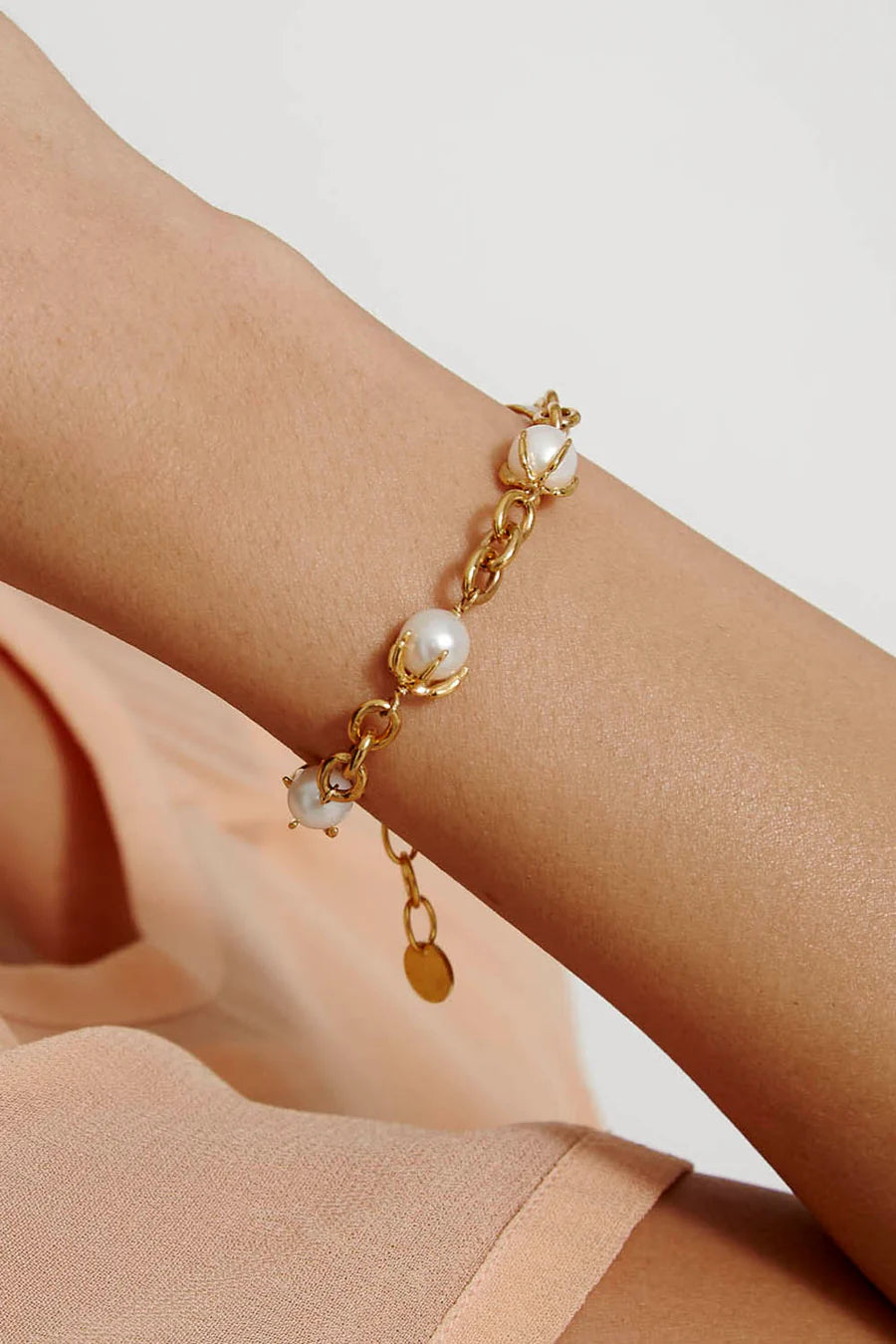 Chan Luu White Pearl Bracelet